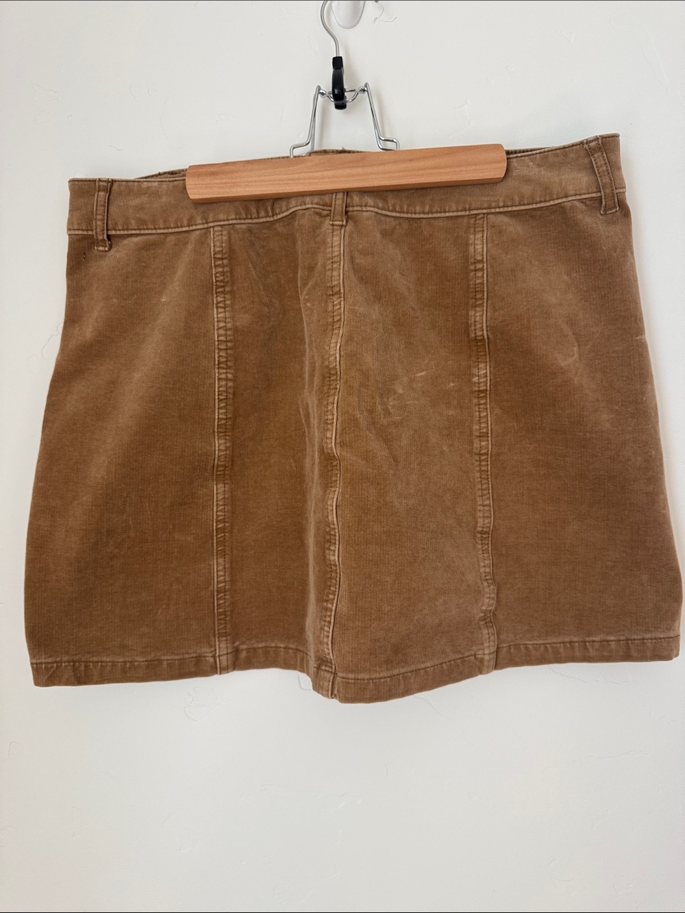 American Eagle Super Stretch X4 Corduroy Mini Skirt Tan Button Front Utility 14 - Picture 5 of 12